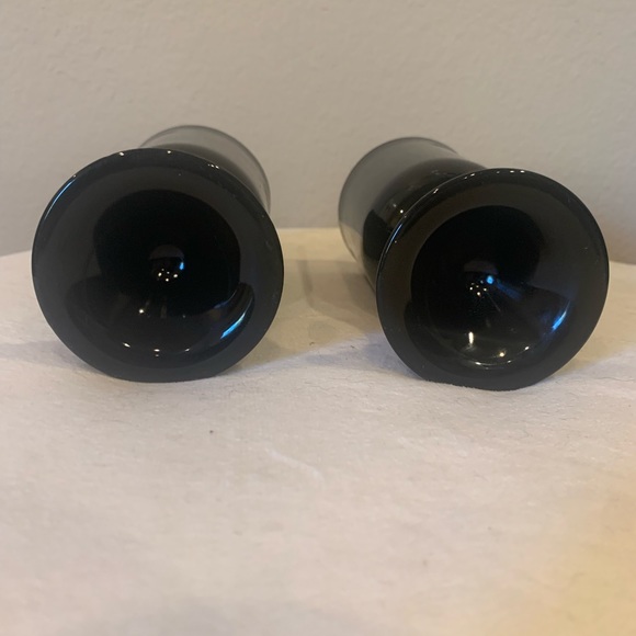 2 Vintage Black Amethyst Glass Footed Mugs, Irish Coffee, Hot Chocolate Cups - Picture 5 of 6